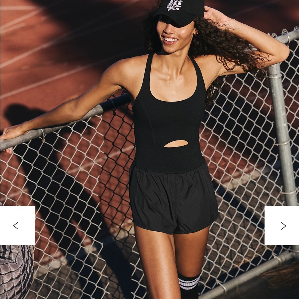 FREE PEOPLE RIGHTEOUS RUNSIE IN BLACK